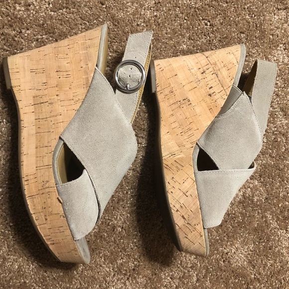 Suede wedges - Picture 3 of 3